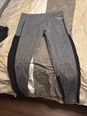 Women's Gray Heather Leggings with Black Side Panels